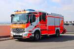 Frankfurt Airport Flughafenfeuerwehr Mercedes Benz Antos 1843 Ziegler HTLF (Florian Frankfurt-Flughafen 81/23-3) am 11.04.26 beim Terminal 3 Eröffnungsevent