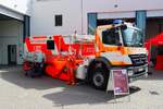 Mercedes Benz Axor 1823 SRTW Niederflurhubwagen Typ HD 23139 der Firma Anton Ruthmann GmbH & Co KG Berufsfeuerwehr Frankfurt (Florian Frankfurt 3/89-19) am 24.05.26 beim Tag der offenen T�r der Feuer-