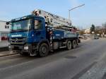 ACTROS-2641 Betonpumpenwagen wird schon bei der nächsten Baustelle erwartet; 130403