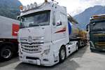 MB Actros Tanksattelzug von Schumacher Transport am 25.6.18 beim Trucker Festival Interlaken.