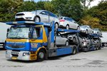 =Renault Autotransporter, steht im September 2016 auf dem Autohof Fulda-Nord