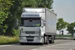 Renault mit Pritschenauflieger  Qualitrans-Cargo  bei Euskirchen - 17.07.2013