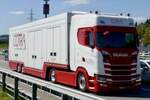 Ein geschlossener Scania Autotransporter von Cotra am 11.9.26 bei Grauholz.