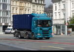 Scania G 500 mit Container unterwegs in der Stadt Solothurn am 19.04.2023