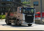 Scania R 450 Muldentransporter unterwegs in Schaan/FL am 30.04.2026