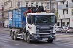 Scania G 450, Container Absetzkipper, gesehen in den Stra�en von Wien. 05.2026