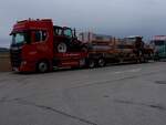 SCANIA transportiert landwirtschaftliche Maschinen;  251027
