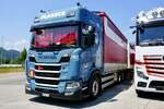 Ein Scania H�ngerzug von Pascal Hirschi im Auftrag von Planzer am 27.6.26 beim Trucker Festival in Interlaken.