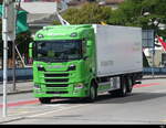 Scania R 460  mit Kastenaufbau unterwegs in Olten am 28.07.2023