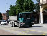 Scania 124C 400 Kipper unterwegs in der Stadt Locarno am 31.07.2020