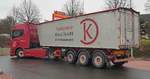 =Scania Sattelzug von Transporte DUSCHL steht im Februar 2021 in Fulda
