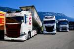 Ein Scania Kippsatzelzug und Iveco von Emme Kipper am 27.6.26 beim Trucker Festival Interlaken.