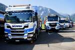 Ein Scania und weitere LKW von Egli Transporte am 27.6.26 beim Trucker Festival Interlaken.
