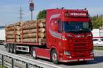 Ein Scania Holztransporter von Schillinger am 11.9.26 bei Grauholz.