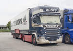=Scania R 450 der Spedition KOOPS rastet im September 2019 an der A 7