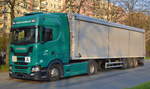 Die Firma CI Contract Logistics GmbH mit einem Sattelzug mit SCANIA S 450 Zugmaschine am 28.03.20 Berlin Marzahn.