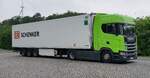 =Scania transportiert einen Sattelauflieger von DB Schenker, 06-2021
