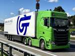 Ein Scania Sattelzug von Spedition Jenni am 5.9.25 beim Grauholz.