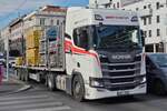 Scania R 450, Sattelzug, beladen mit Bauger�stteilen, aufgenommen 05.2026.