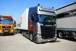 Ein Scania Sattelzug von Br�gger am 27.6.26 beim Trucker Festival Interlaken.
