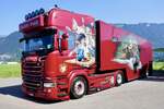Ein Scania Sattelzug von Contship GmbH am 27.6.26 beim Trucker Festival Interlaken.