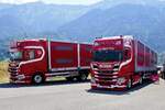 Zwei Scania Tiertransporter von F�ssler am 27.6.26 beim Trucker Festival in Interlaken.