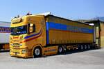 Ein Scania Sattelzug von Wohlwend am 27.6.26 beim Trucker Fwstival in Interlaken.