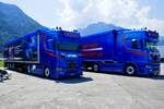 Zwei Scania Sattelz�ge von R�egsegger am 27.6.26 beim Trucker Festival Interlaken.