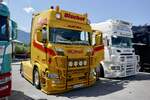 Eine Scania Zugmaschine von Bischof am 20.6.26 bei der L�ndle Truckshow.