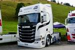 Eine Scania Zugmaschine von Imobersteg am 29.8.26 beim Diemtigtaler Truck Treffen.