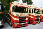 Zwei Scania Zugmaschinen von InterSpan am 29.8.26 beim Diemtigtaler Truck Treff.