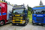 Eine Scania Zugmaschine von Buchs Lenk am 29.8.26 beim Diemtigtaler Truck Treff.