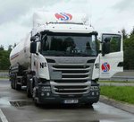 =Scania R 450 als Tanksattelzug rastet in Grossenmoor im Juli 2016