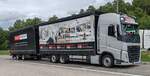 =Volvo-Hängerzug von EURO FRIGHT steht auf einem Rastplatz an der A 7, 09-2025