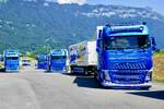 Ein Volvo H�ngerzug und weitere LKW von Sascha Berthold am 27.6.26 beim Trucker Festival in Interlaken.