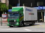 Volvo Kühltransporter unterwegs in der Stadt Locarno am 31.07.2020