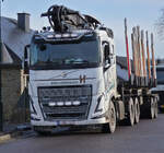 Volvo FH 16, Langholztransporter unterwegs zum Beladen. 02.2026
