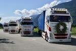 Vier Volvo Sattelzüge von Pfister am 26.6.22 beim Trucker Festival in Interlaken.