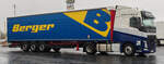 =Volvo FH-Sattelzug vom CONTAINER-TERMINAL-SALZBURG mit einem Sattelauflieger der Firma BERGER, 12-2023