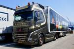 Ein Volvo Sattelzug von Gijs Boss am 27.6.26 beim Trucker Festival in Interlaken.