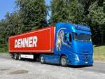 Volvo Aero Sattelzug von Sascha Berthold am 21.7.26 zwischen W�nnewil und Flamatt.