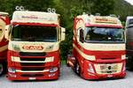 Eine Scania und Volvo Aero Zugmaschine von InterSpan am 29.8.26 beim Diemtigtaler Truck Treff.
