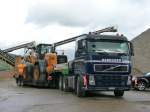 Volvo 480 Sattelschlepper in der Kiesgrube Hurni in Sutz am 27.08.2011