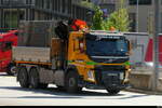 Volvo mit Kran und Ladefl�che unterwegs in Schaan/FL am 30.04.2026