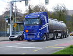 Volvo Sattelschlepper unterwegs in der Stadt Olten am 17.04.2023