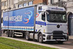 Mercedes Benz eActros L, gesehen an der Maas in L�ttich. 10.2025 