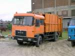 MAN 10.486 Müllwagen, gesehen in Polen 07/2006.