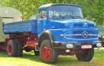 Mercedes Benz 1624 Allradkipper am Moselufer in Krv am 20.08.2012 beim 13.Krver Oldtimer-Treffen.Besitzer ist Sascha Hoffmann (Oberhausen).