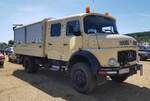 =MB 1113 als Doppelkabiner, steht auf dem Ausstellungsgelände beim Oldtimertreffen in Ostheim, 07-2022 