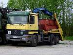 ACTROS-2531 mit Absetzcontainer für Schrottbeseitigung; 250417